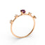Anello Veretta in Oro Rosa con Rubino e Diamanti – Herzel Gioielli